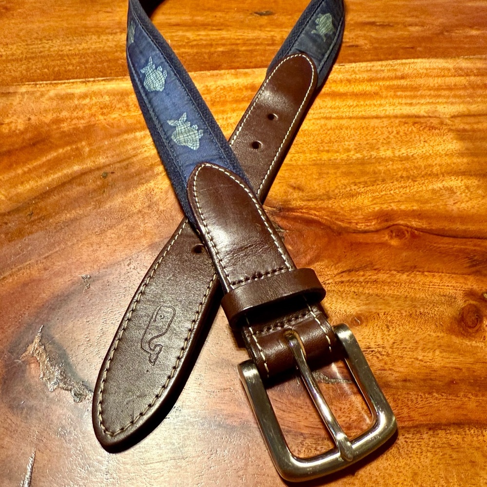 Vineyard Vines Brown Leather Belt with Blue Accent